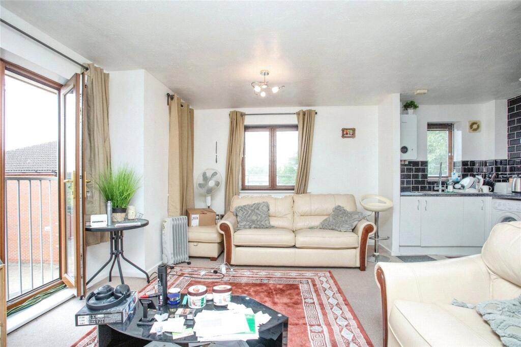 Apartment in Milton Keynes - View 3