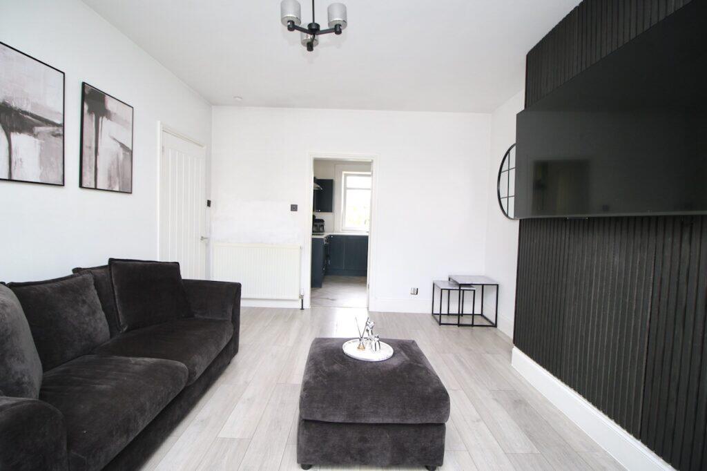Apartment in Glasgow - View 4