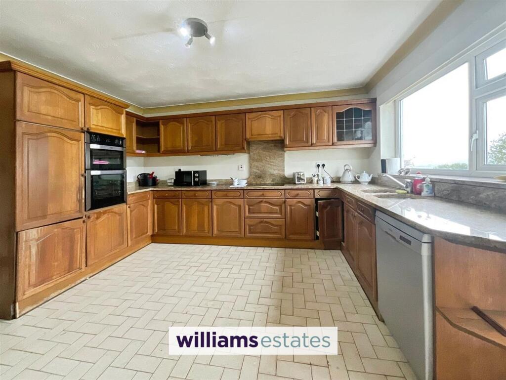 Llanbedr Dyffryn Clwyd, Ruthin, LL15 photo 2