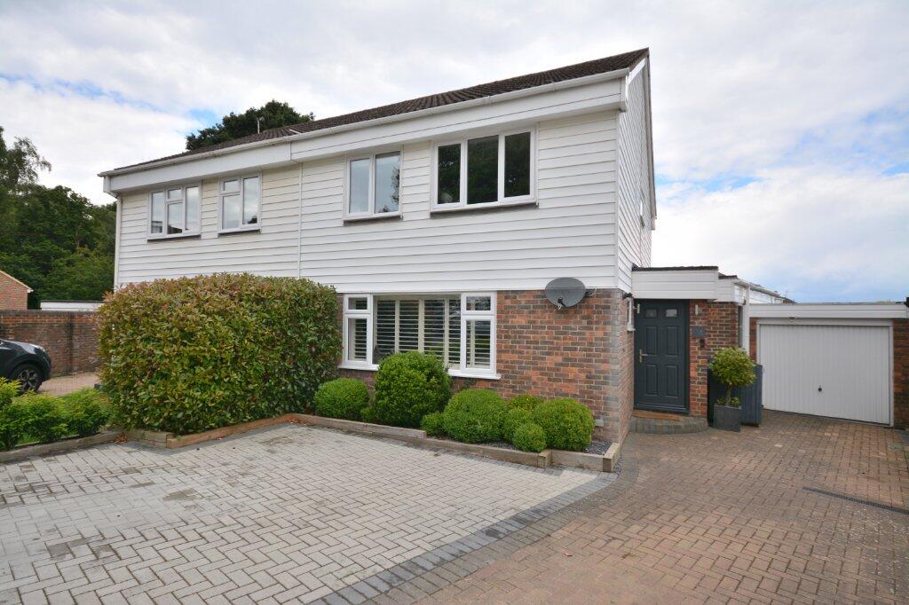4-bed semi-detached on Staplehurst, Bracknell, Berkshire, £550,000