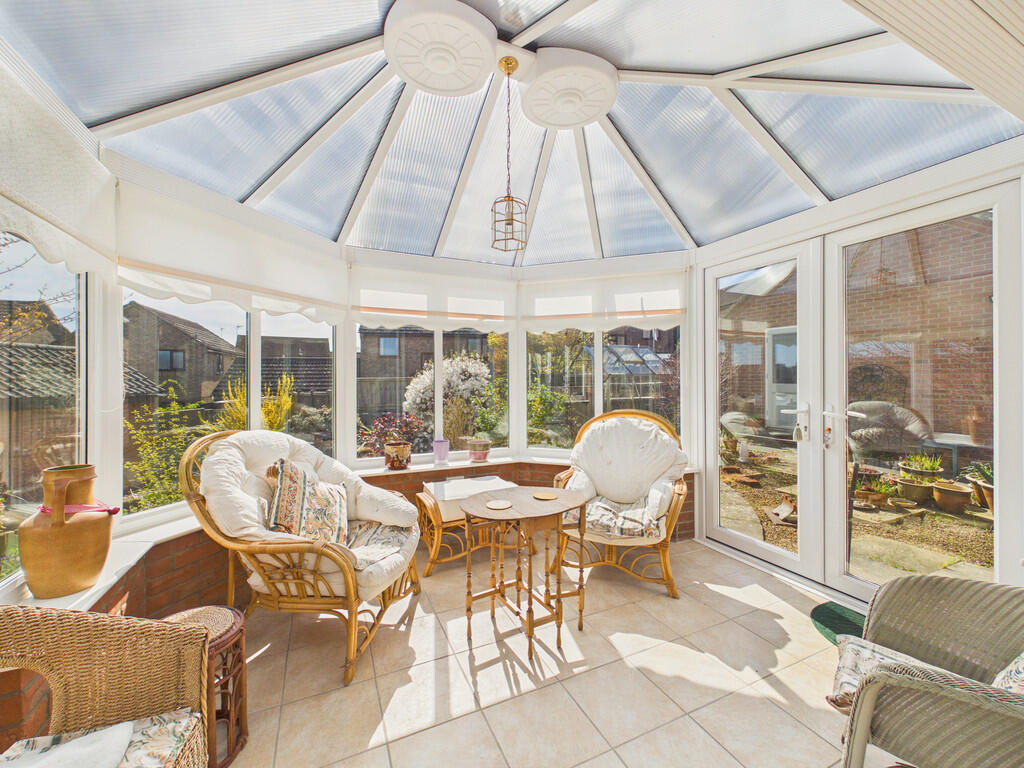 Elizabeth Bonhote Close, Bungay photo 4