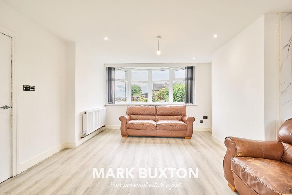 House in Newcastle-under-Lyme, Clayton - More