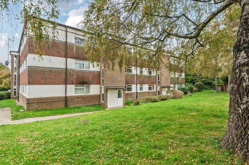 Main image of property: Gilligan Close, Horsham, West Sussex