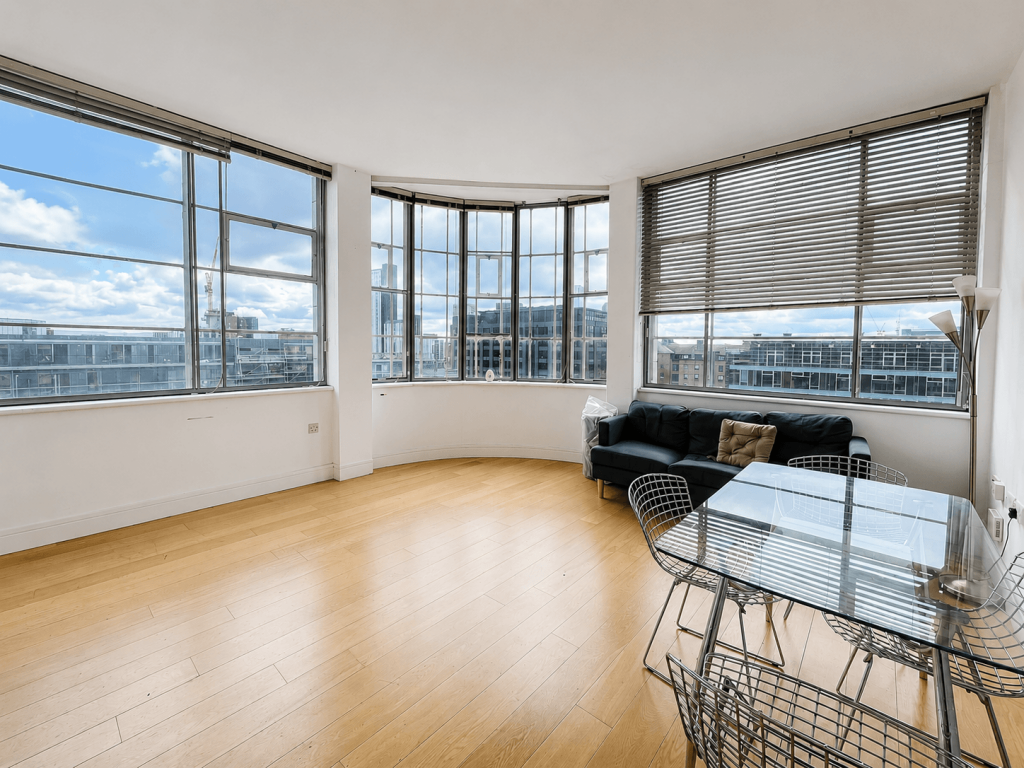 Apartment in Manchester - View 3