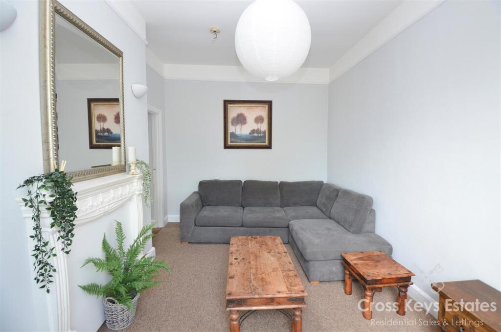 Apartment in Plymouth - View 2
