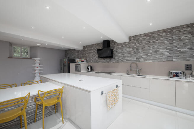 Complete Suite of Integrated Appliances - includin