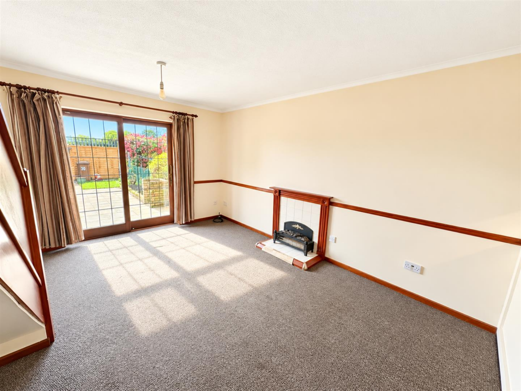House in Peterborough - View 4