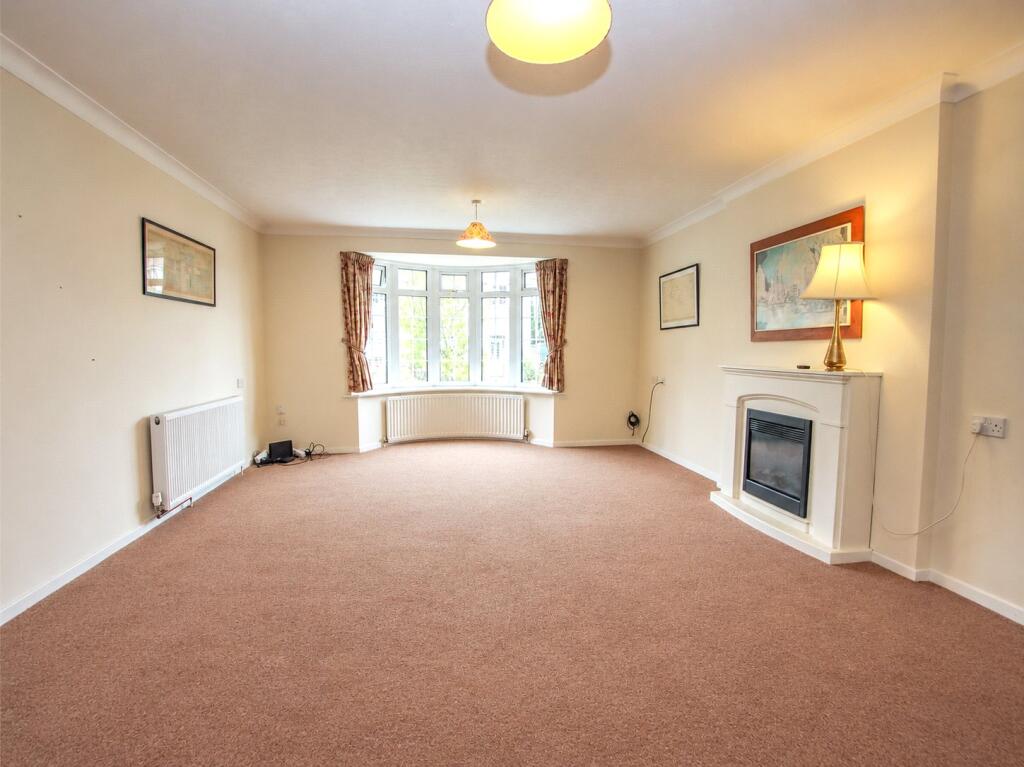 House in Southampton - View 5