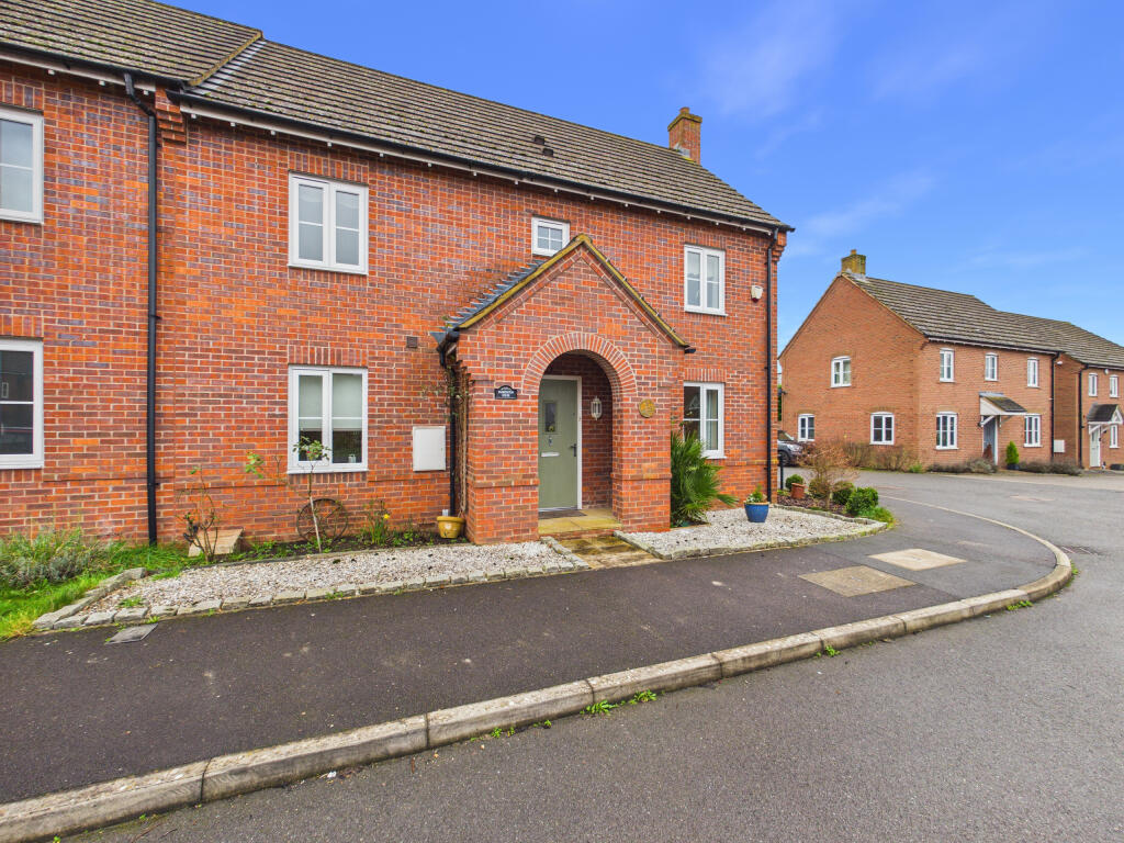 Main image of property: Kiln Avenue, Chinnor, Oxfordshire