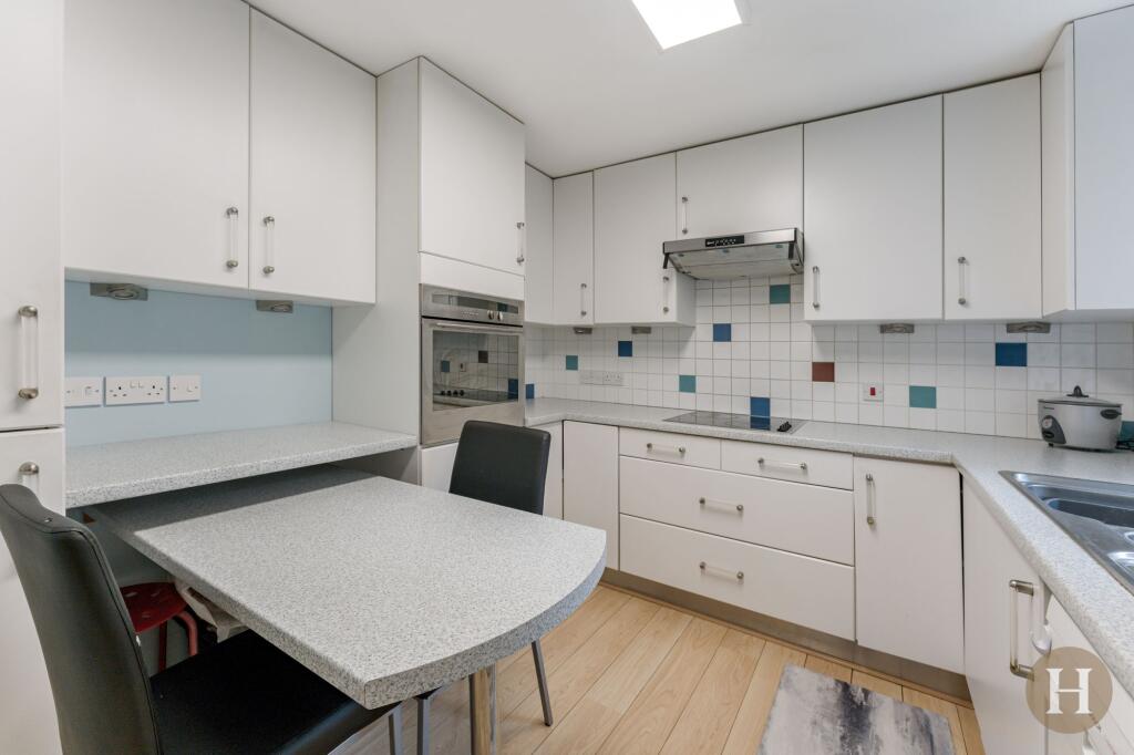 Griffin Gardens, Harborne, B17 photo 5