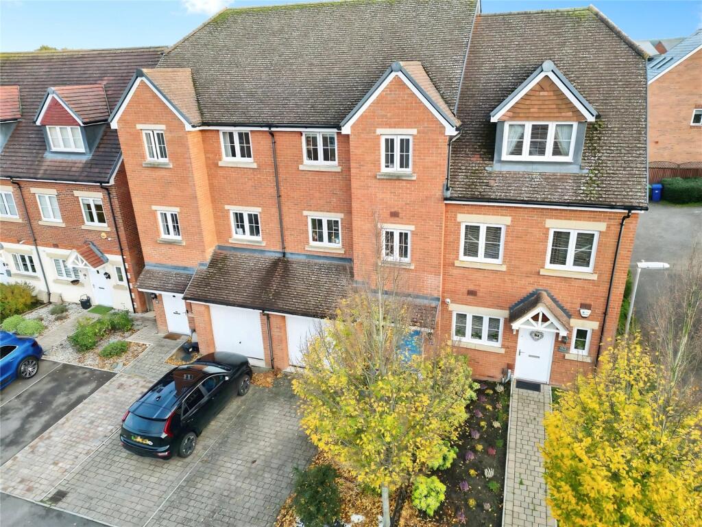 Main image of property: Barn Owl Drive, Bracknell, Berkshire, RG12