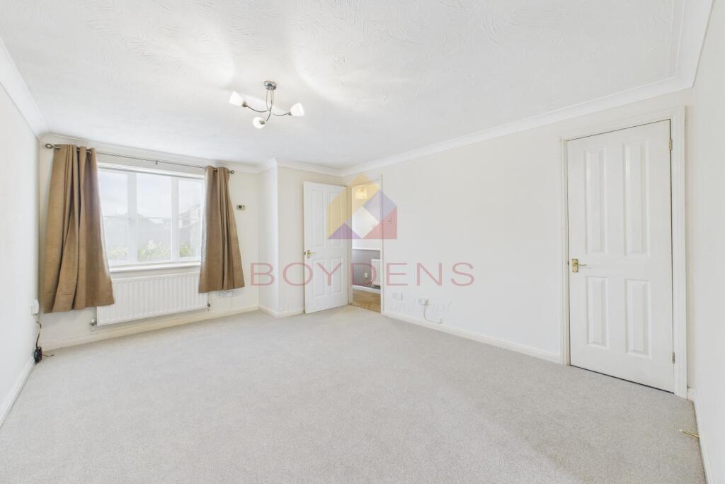Titus Way, Colchester photo 2