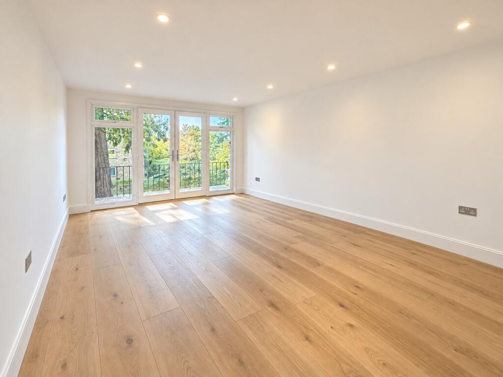 Apartment in Chelmsford - View 2