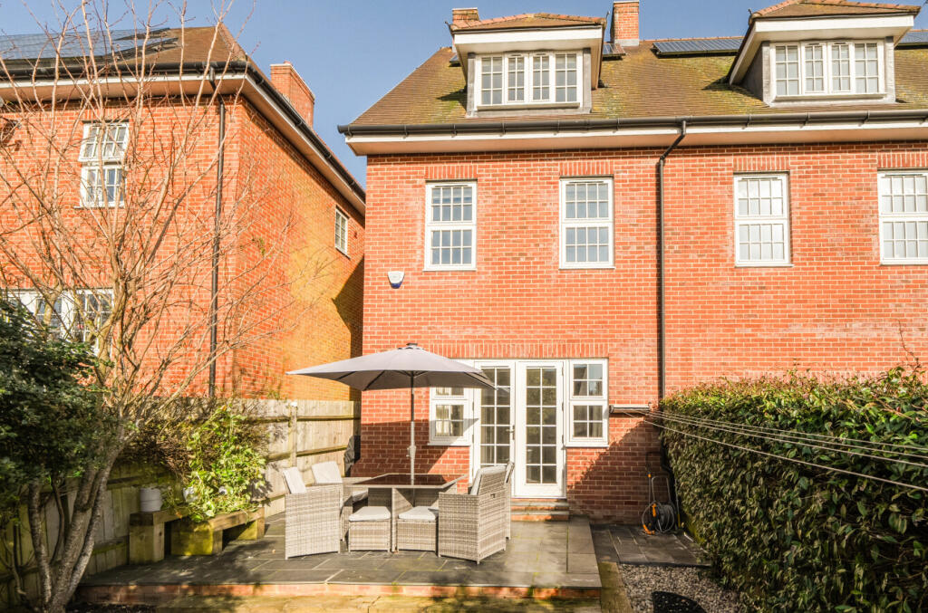 Main image of property: Collison Avenue, Barnet, EN5