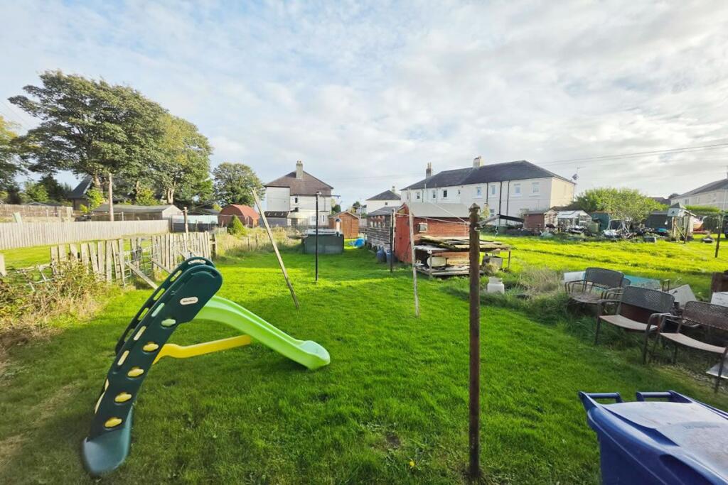 Apartment in Paisley - More