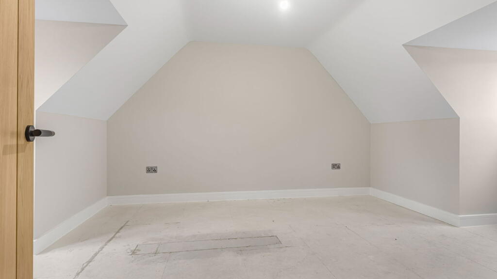 Additional image 36 of Wharf Farm, Dickens Heath Road