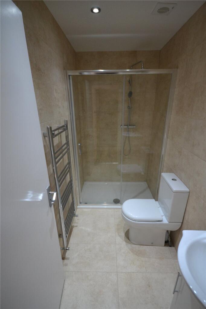 Apartment in London - View 5