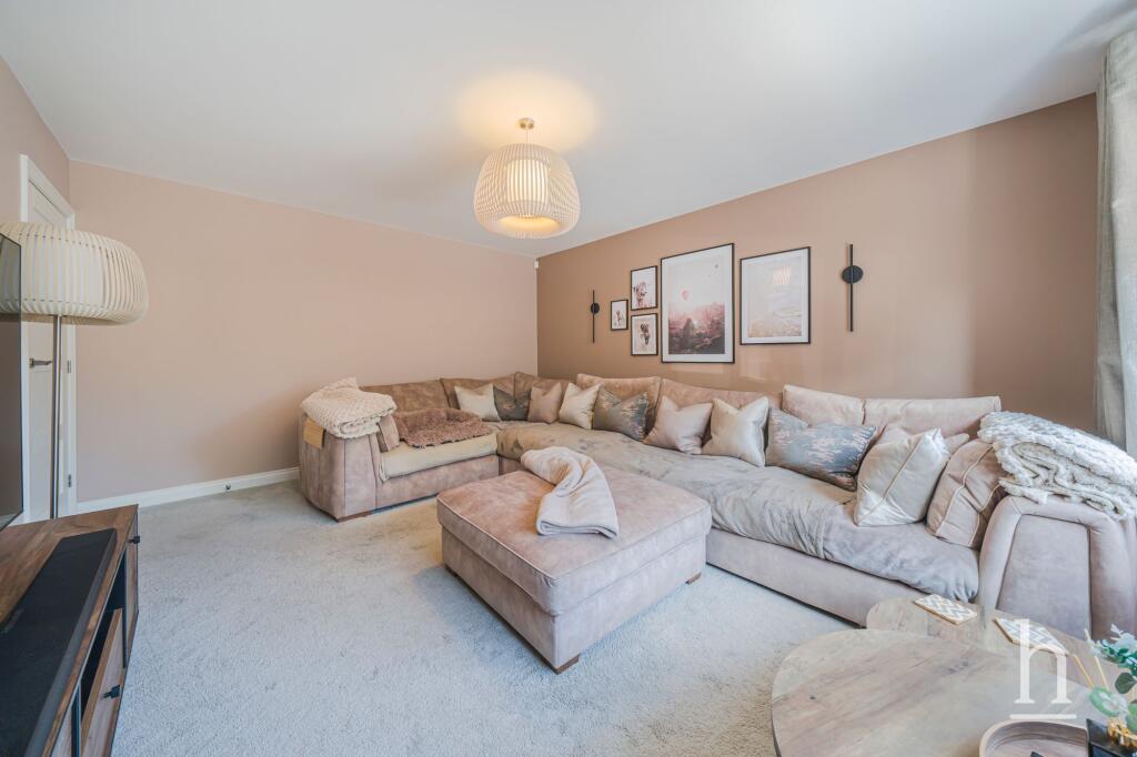 House in Wirral, Liverpool City Region - View 5