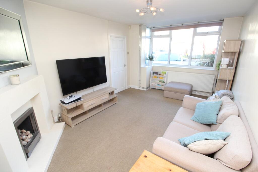 Hill View Drive, Cosby, Leicester, LE9 photo 3