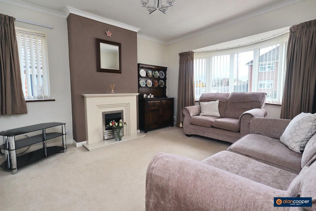 Arundel Road, Bulkington, CV12 9QS photo 2
