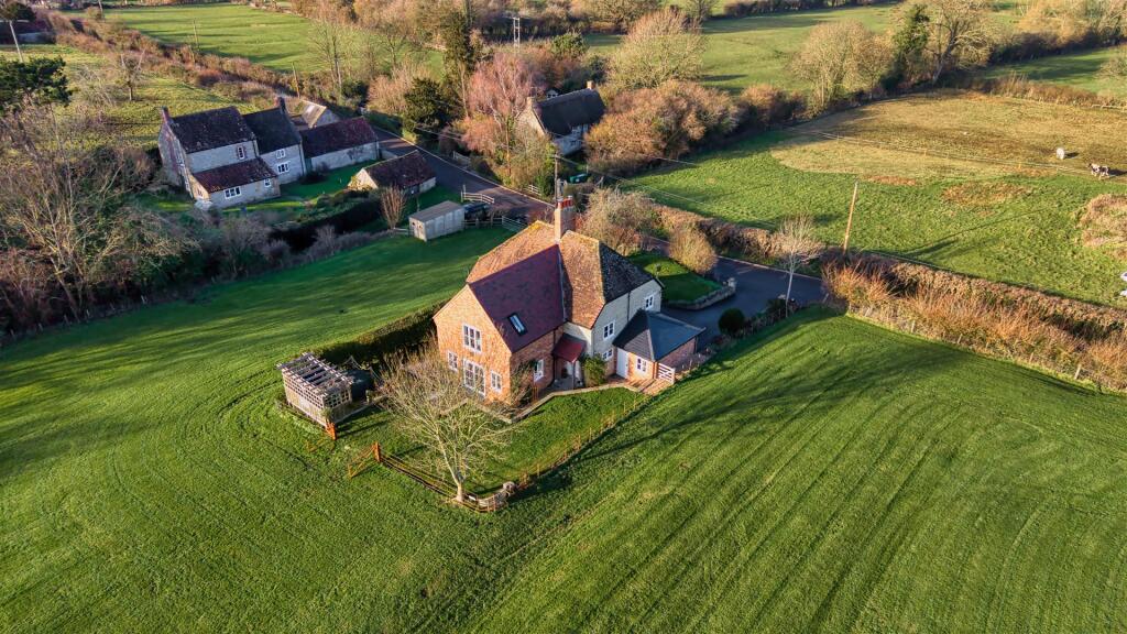 Main image of property: Limington, Yeovil