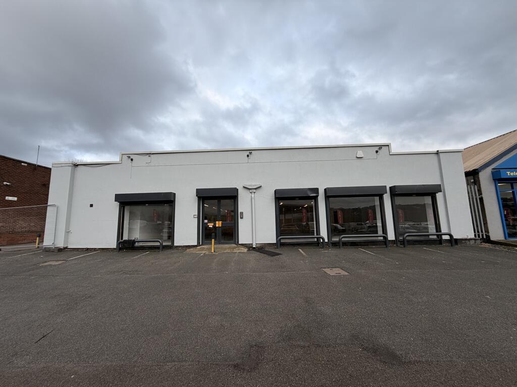 Main image of property: 145 Wakefield Road, Barnsley, S71 1NG