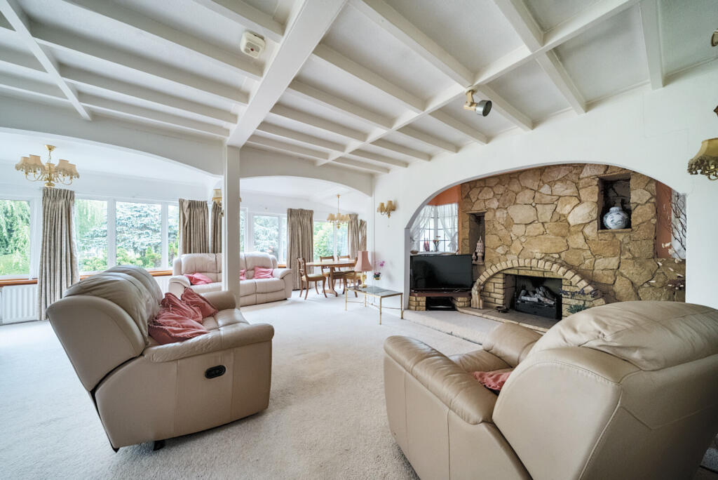 House in Spelthorne, Surrey - View 4