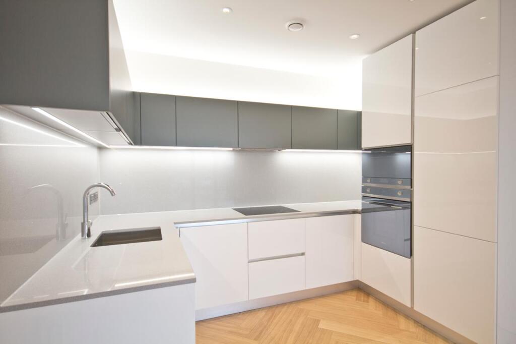 Main image of property: Brewery Lane, Twickenham, TW1 1AA