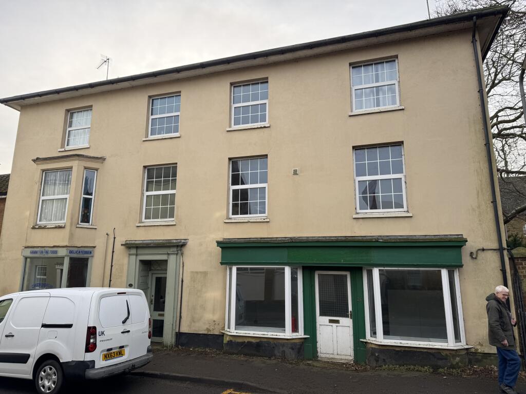 Main image of property: 26-28 High Street, Long Buckby, Northampton