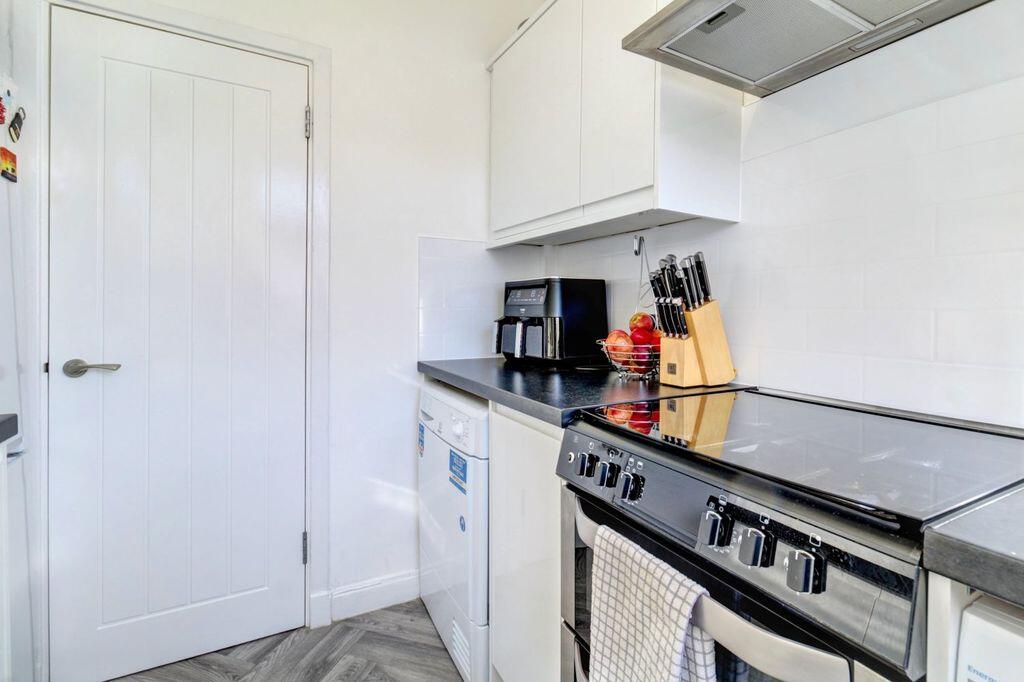 Apartment in Glasgow, West Dunbartonshire - View 5