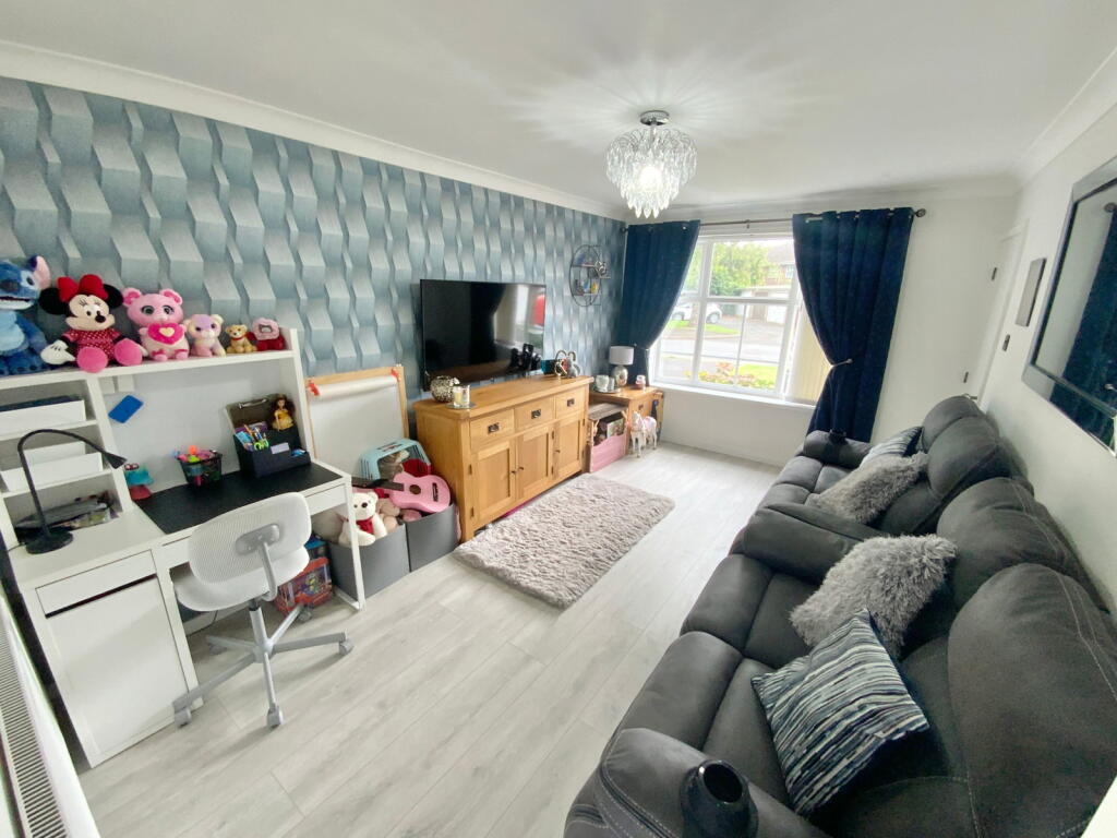 House in Dudley, West Midlands - View 4