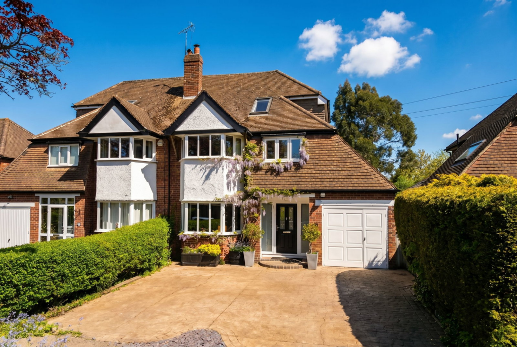 Main image of property: Kingslea Road, Solihull