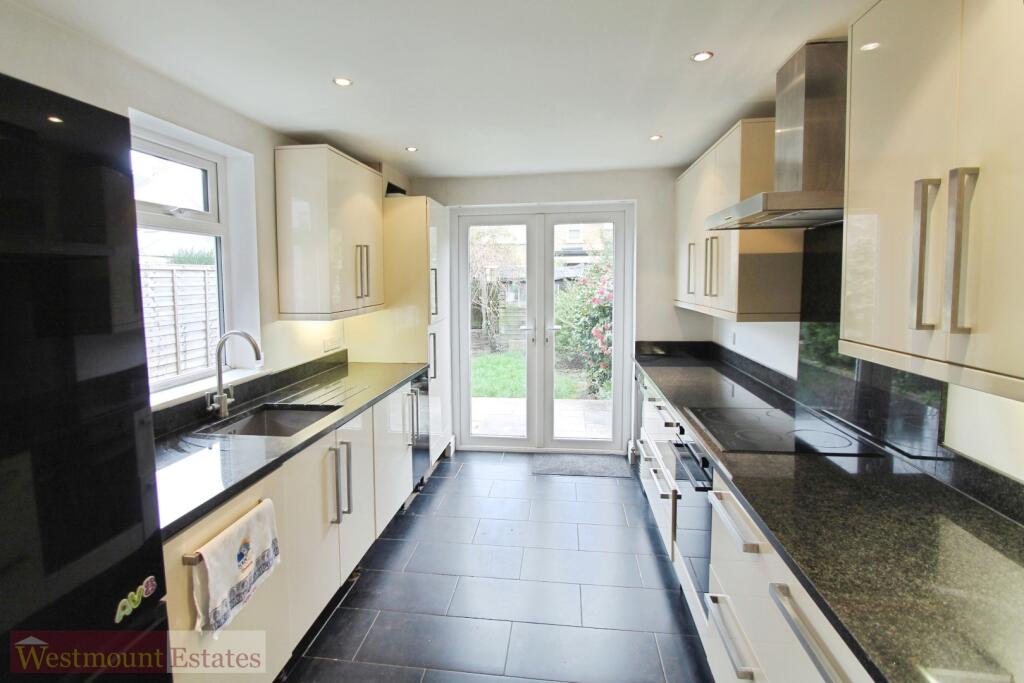House in London - View 4