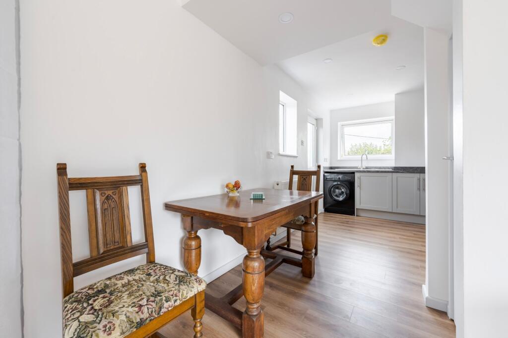 House in Ipswich - View 4