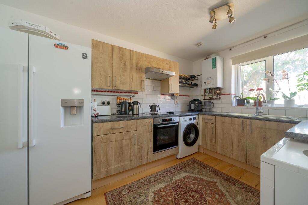 House in London - View 5