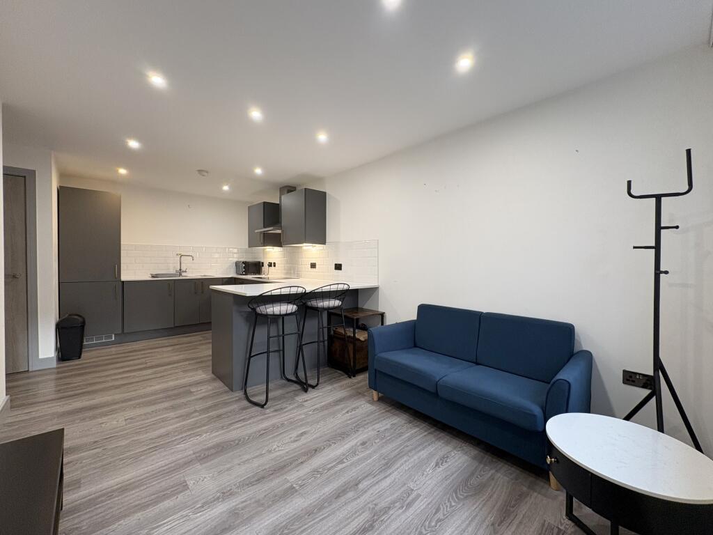 Apartment in Preston - View 2