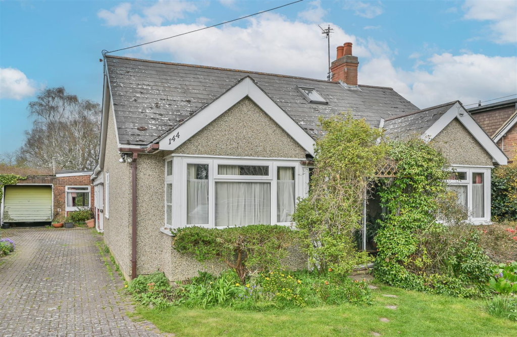 Main image of property: Hatch Road, Pilgrims Hatch, Brentwood