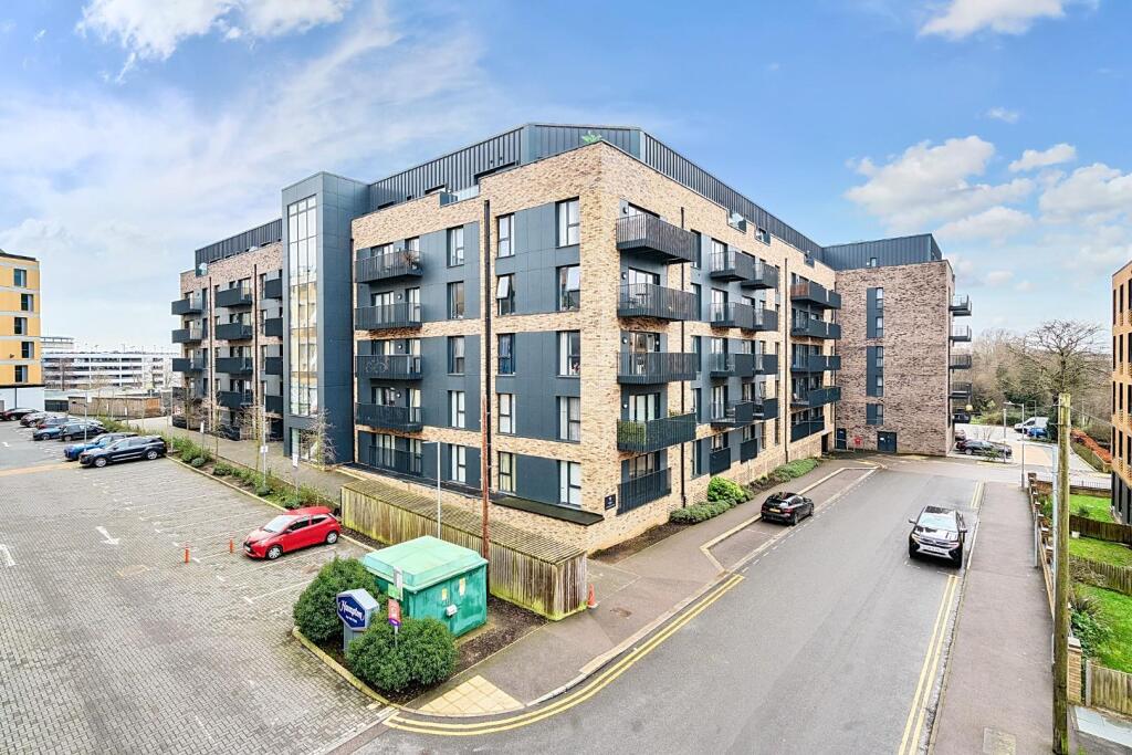 Main image of property: George Street, Ashford TN23 7AG