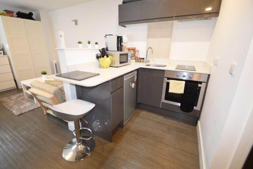 Studio flat for rent
