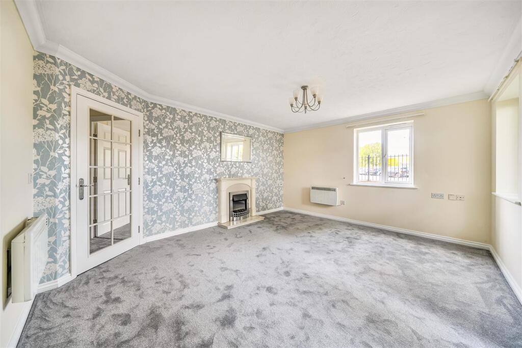 Apartment in Portsmouth - View 5