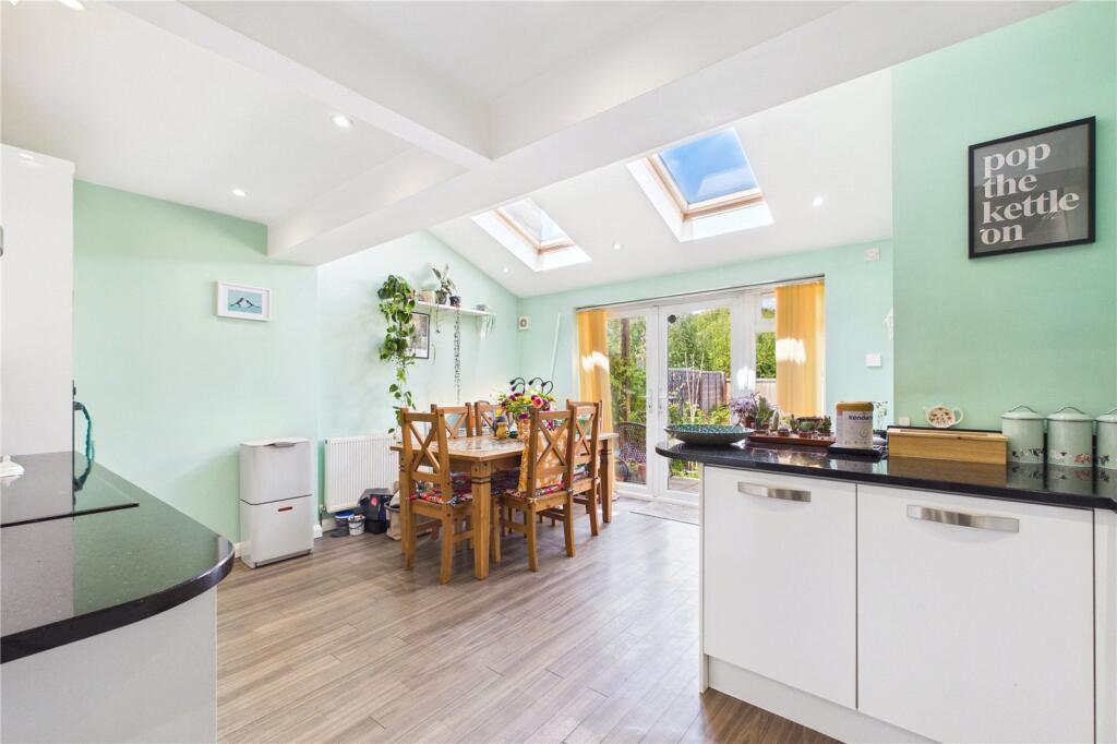 House in Basingstoke and Deane, Lychpit, Riverdene - View 5