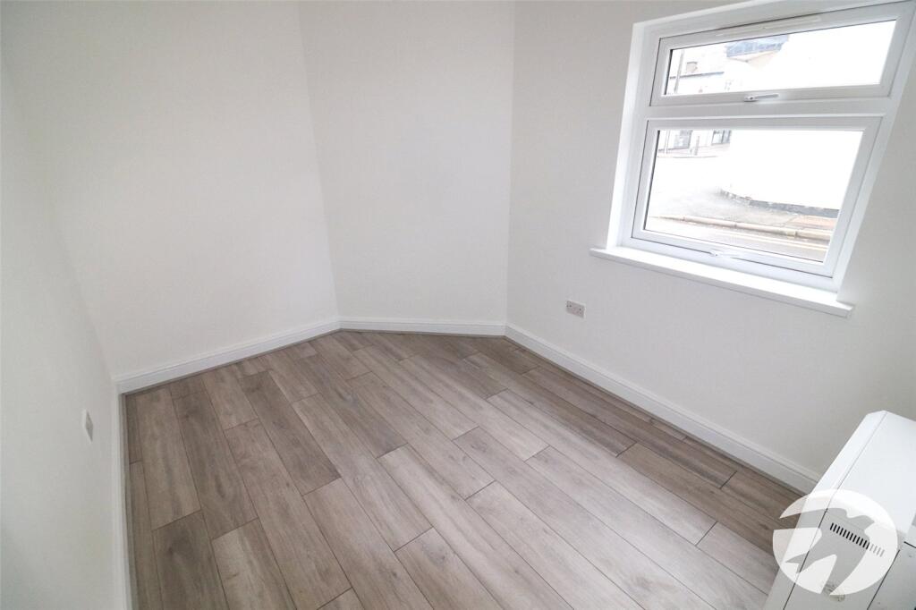 Apartment in Dartford - More