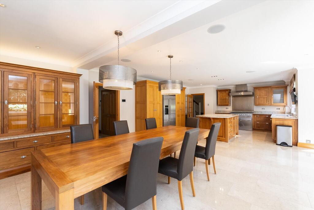 House in Kingston upon Thames - View 5