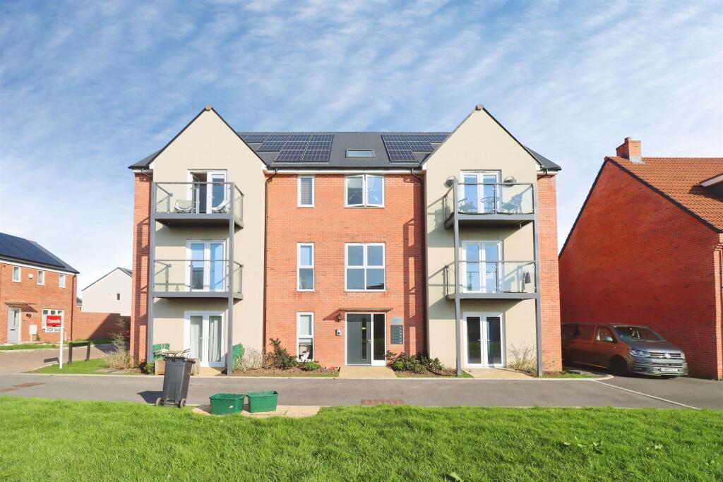 Main image of property: Tulip Road, Emersons Green, Bristol
