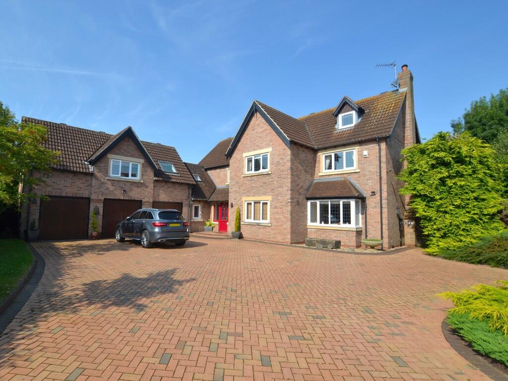 Main image of property: Glebe Park, Newark