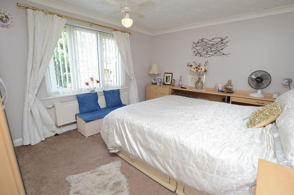 House in East Lindsey, Viking Estate, Woodhall Spa - View 5