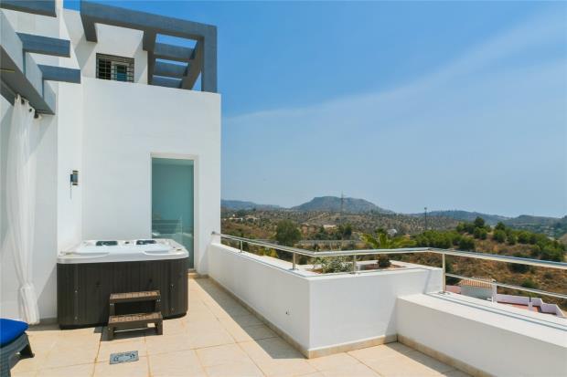 Main image of property: Villa En Miraflores Alto