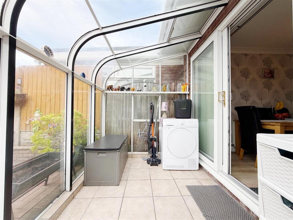 House in Coedpoeth - View 5