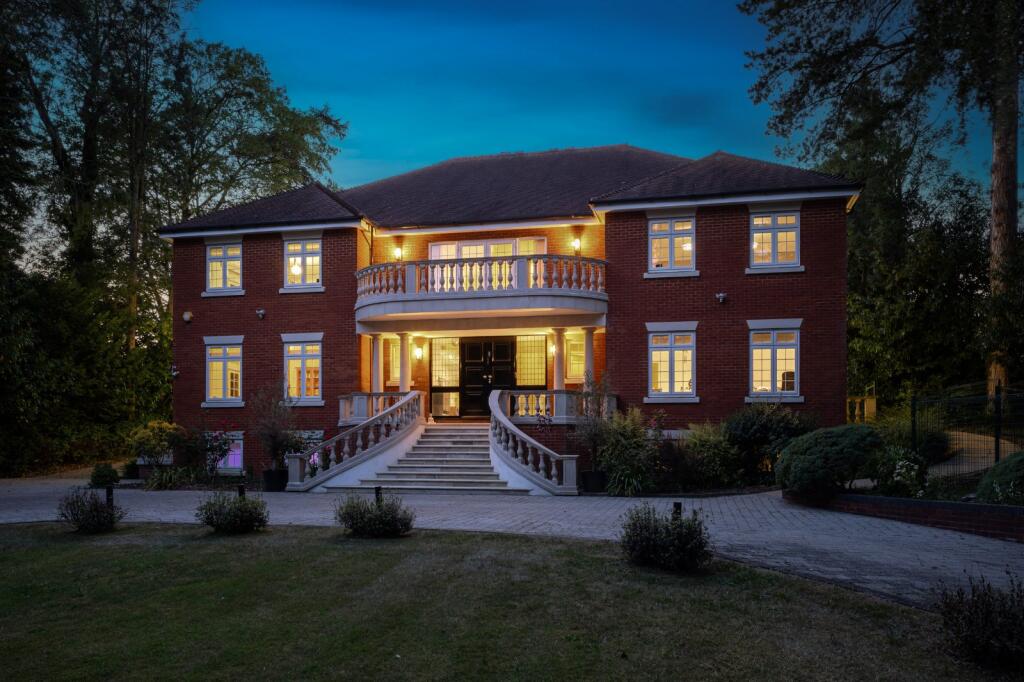 Main image of property: Harmer Green Lane, Welwyn, Hertfordshire, AL6