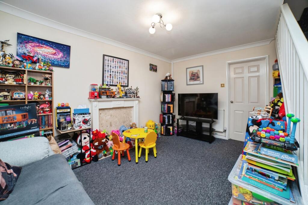 Bowne Street, Sutton-in-Ashfield, Nottinghamshire, NG17 photo 3